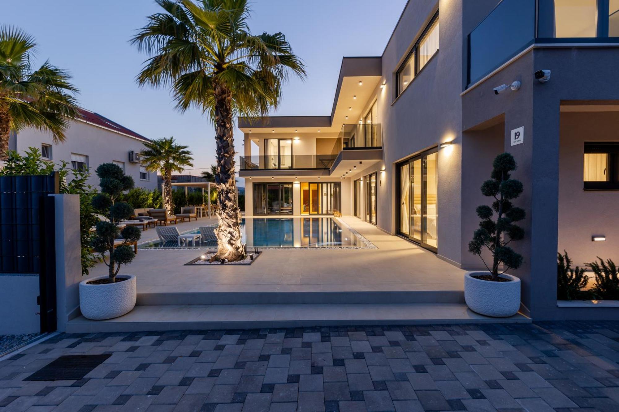 Luxury Villa My Wish With Pool Kaštel Stari Exterior foto